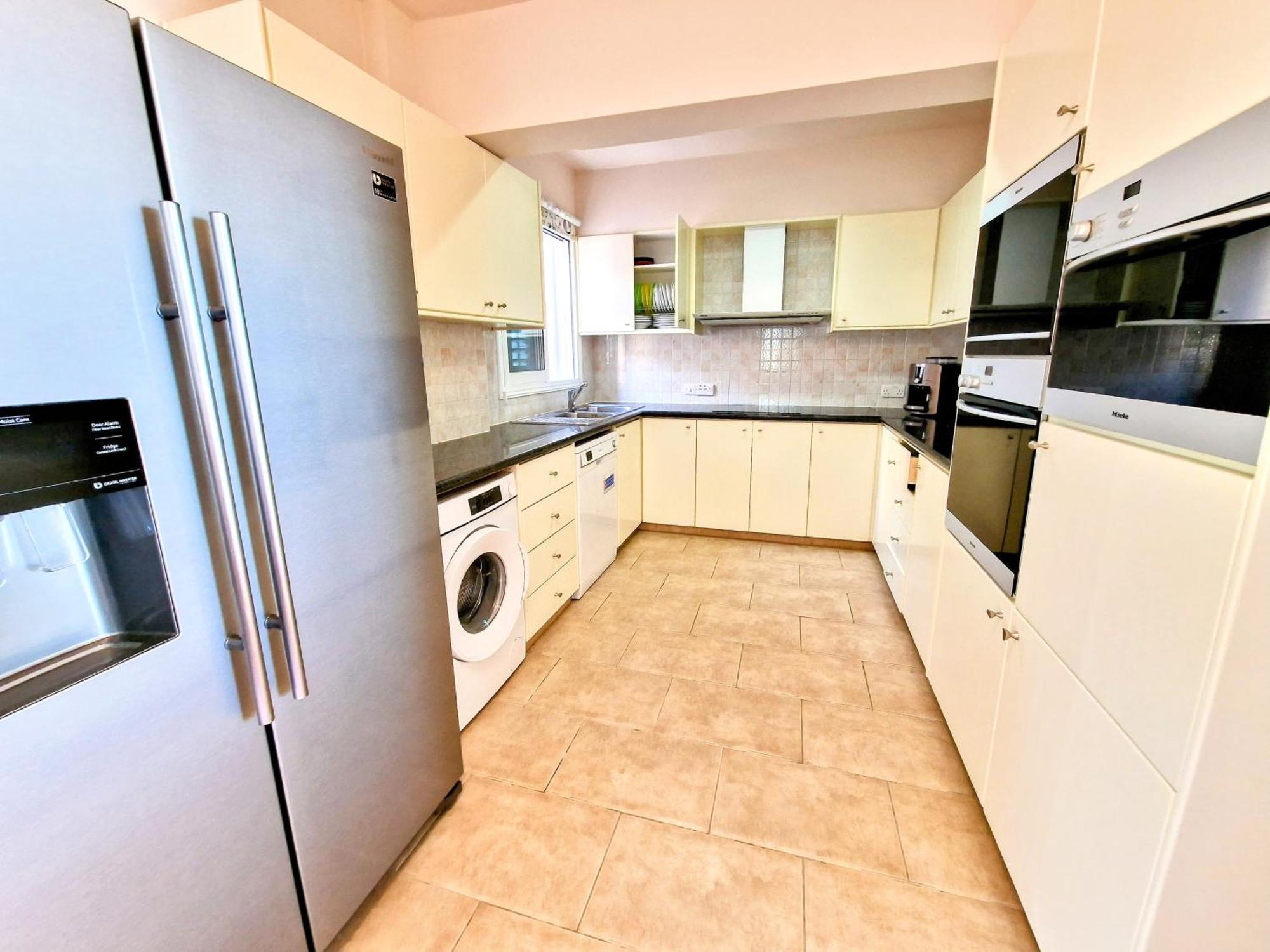 Paphos Central Penthouse Bagian luar foto